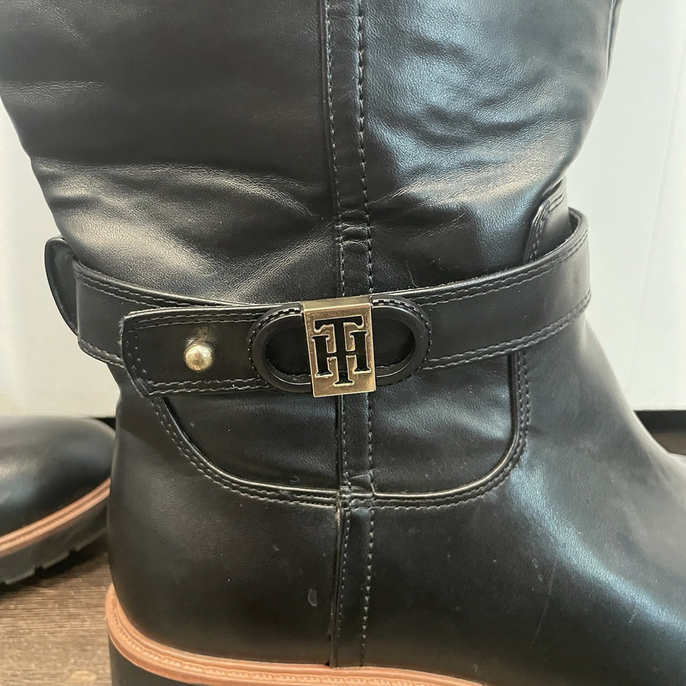 Tommy Hilfiger Felvia Lug Bottom Riding Boots Size 8 Women’s - Picture 7 of 16